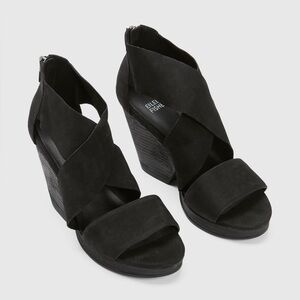 Eileen Fisher Ellis black suede sandals size 8‎